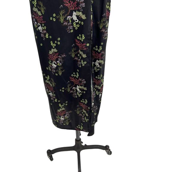 Urban Outfitters Mikayla Floral Midi Dress Cat Print Satin Black Size Small - Picture 6 of 15